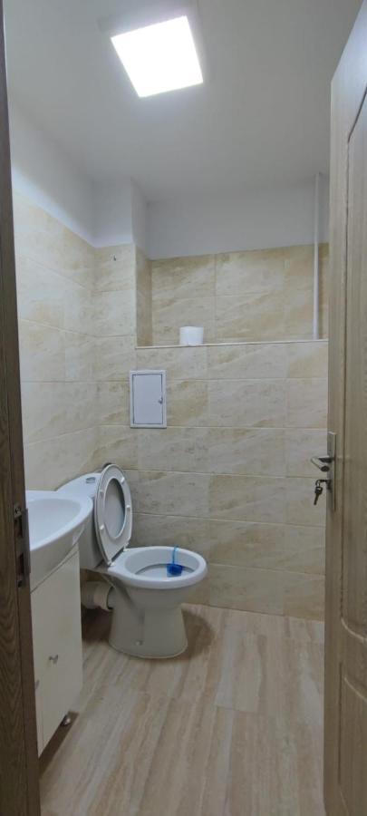 2 Dormitoare, Central, Parcare Gratuita *